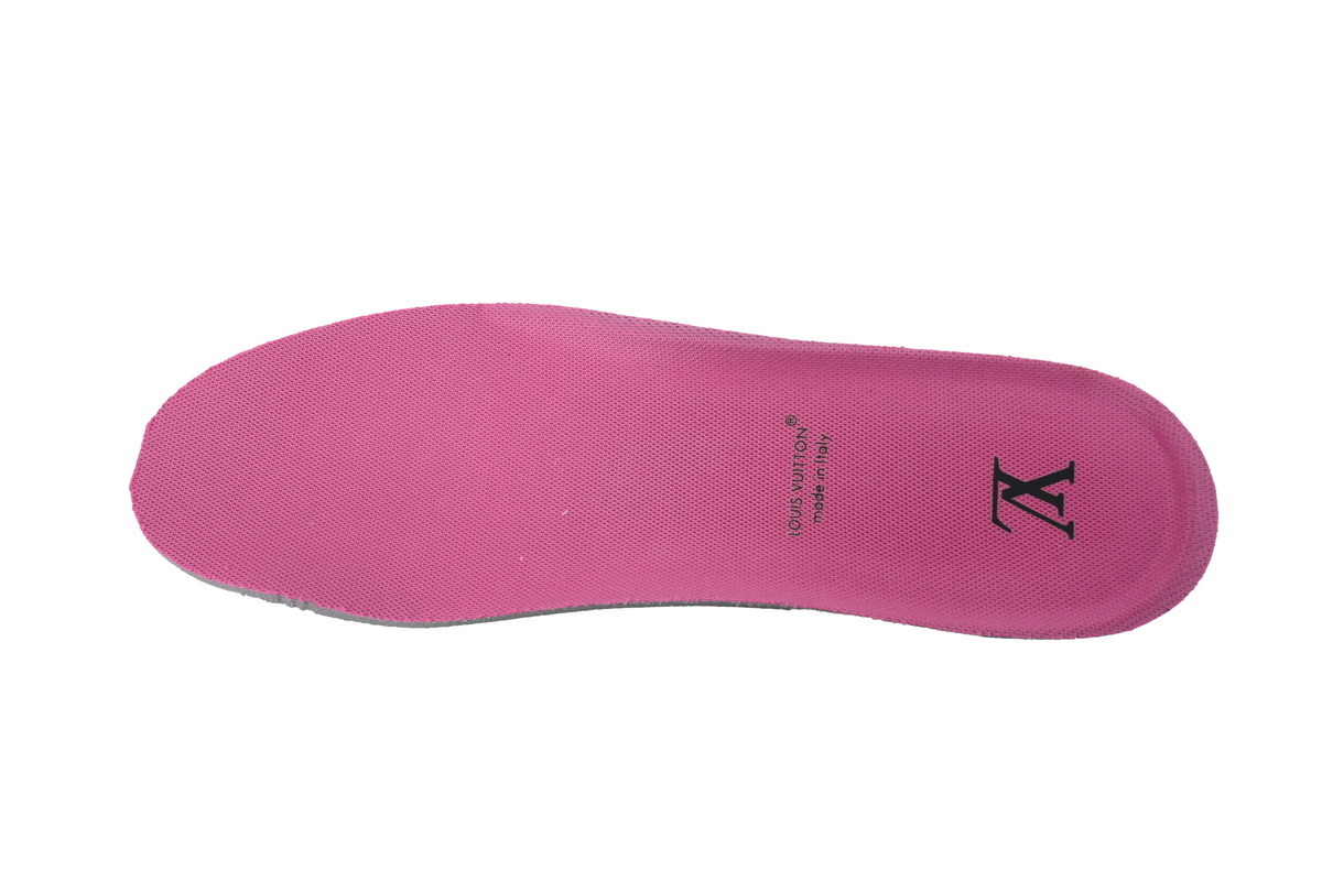 LOUIS VUITTON Rose red