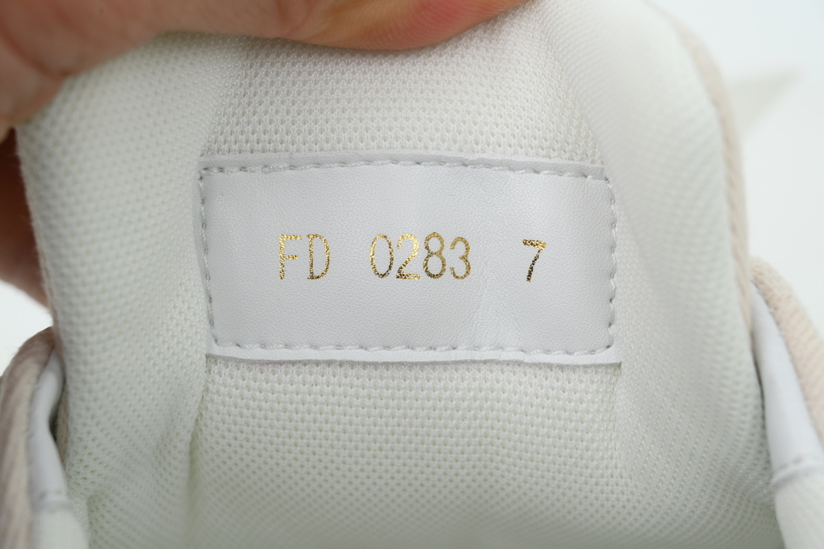 LOUIS VUITTON White denim