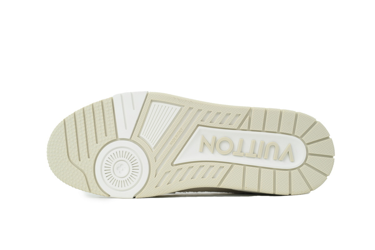 LOUIS VUITTON White denim