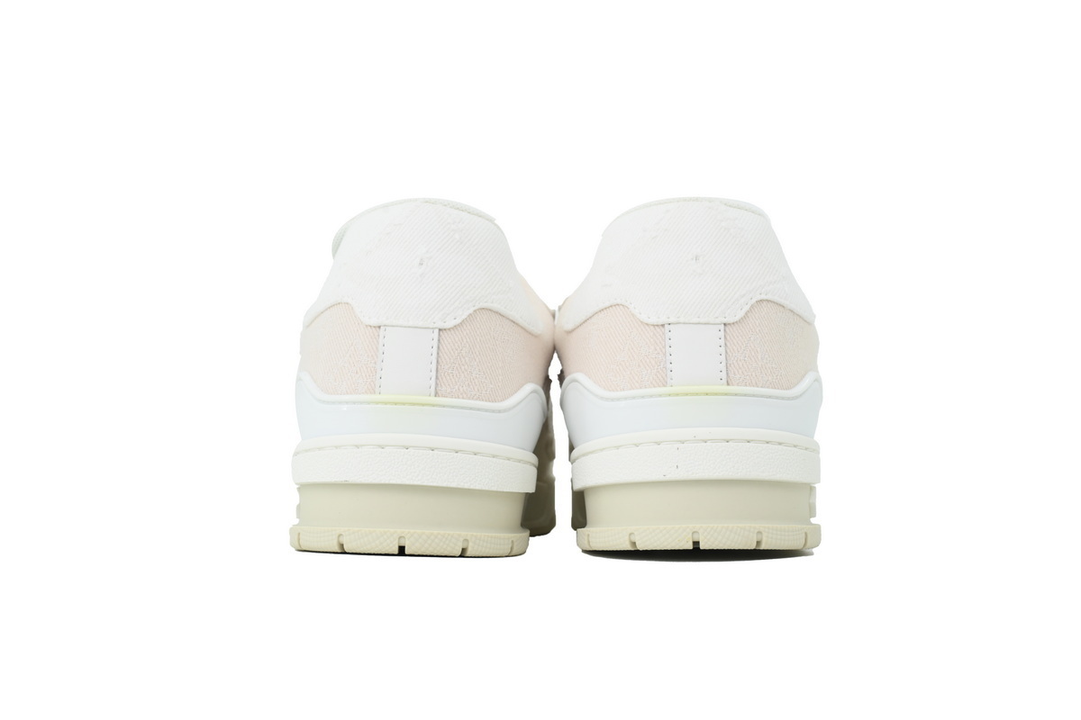 LOUIS VUITTON White denim