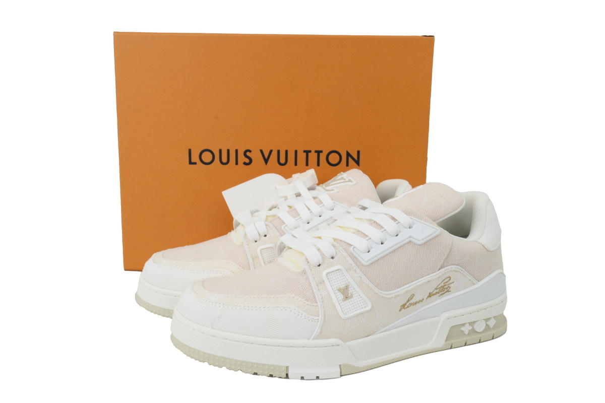 LOUIS VUITTON White denim
