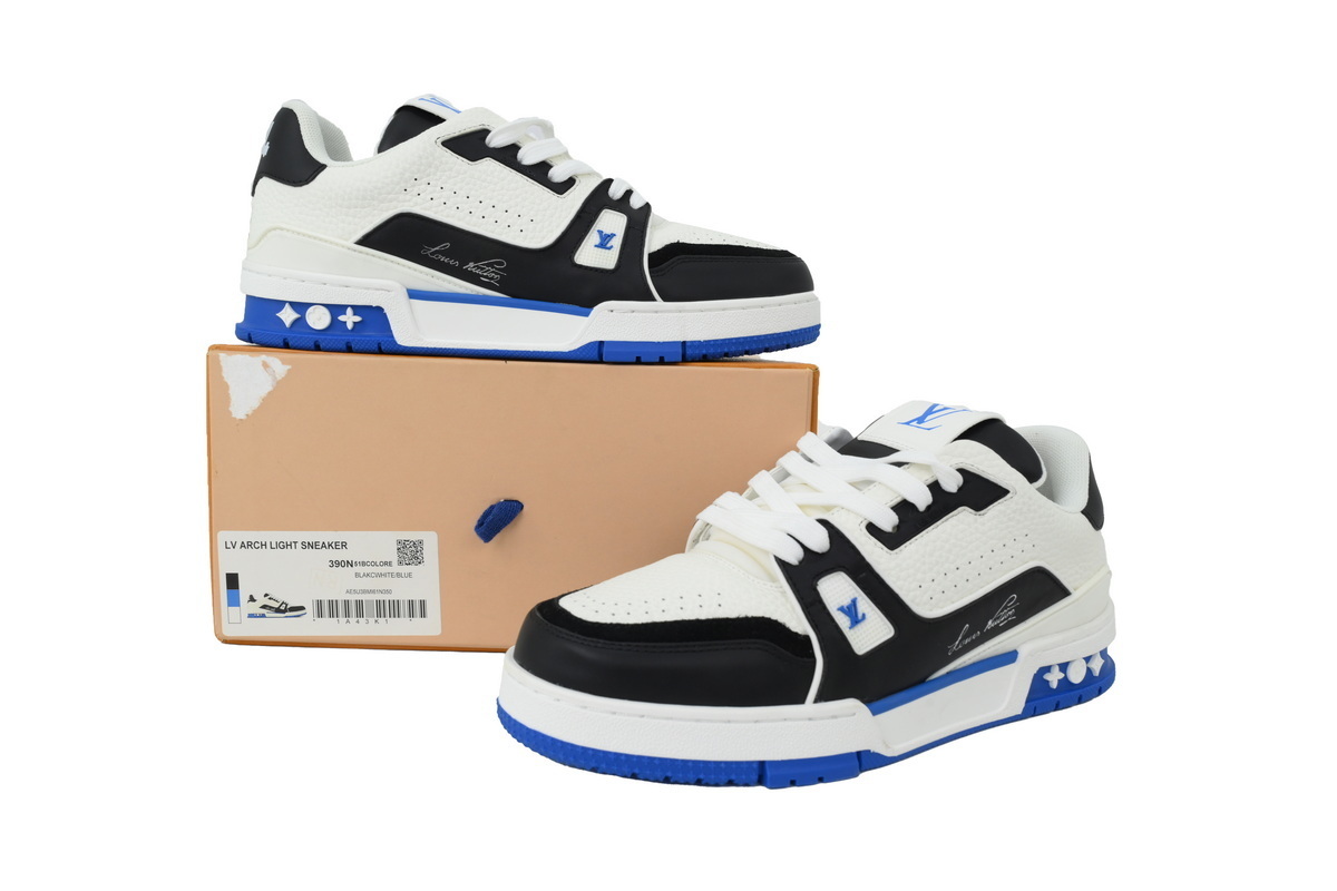 LOUIS VUITTON White Orchid