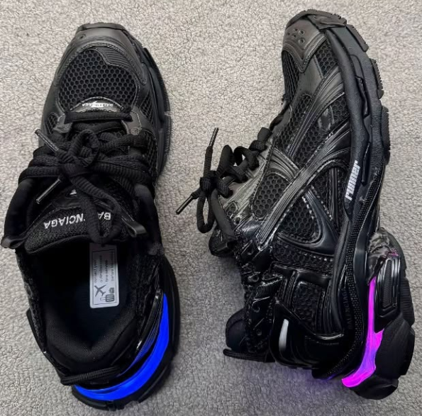PK God Batch Balenciaga Runner Black LED