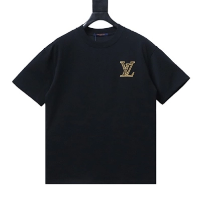  Louis Vuitton Monogram T-Shirt 02