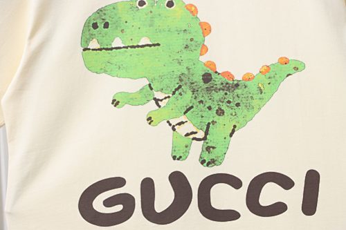  Gucci dinosaur print T-shirt