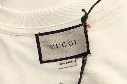 Gucci Cat in a Bamboo Hat T-shirt 
