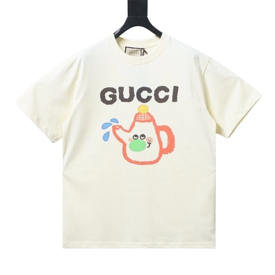 Gucci Teapot Print Oversized T-Shirt 01