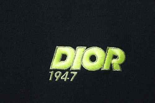 Dior Mountain Relaxed-Fit T-Shirt