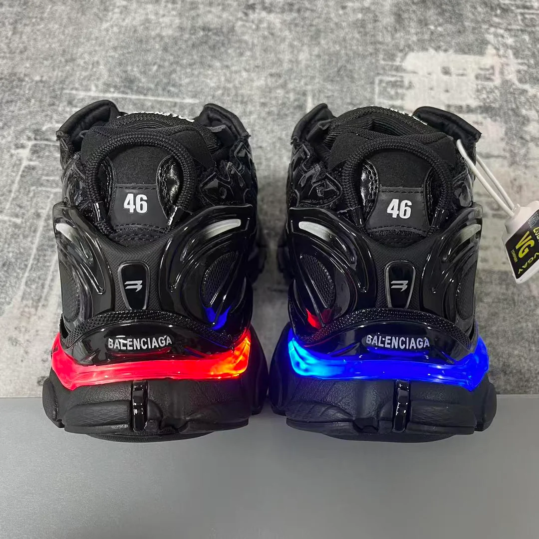PK God Batch Balenciaga Runner Black LED