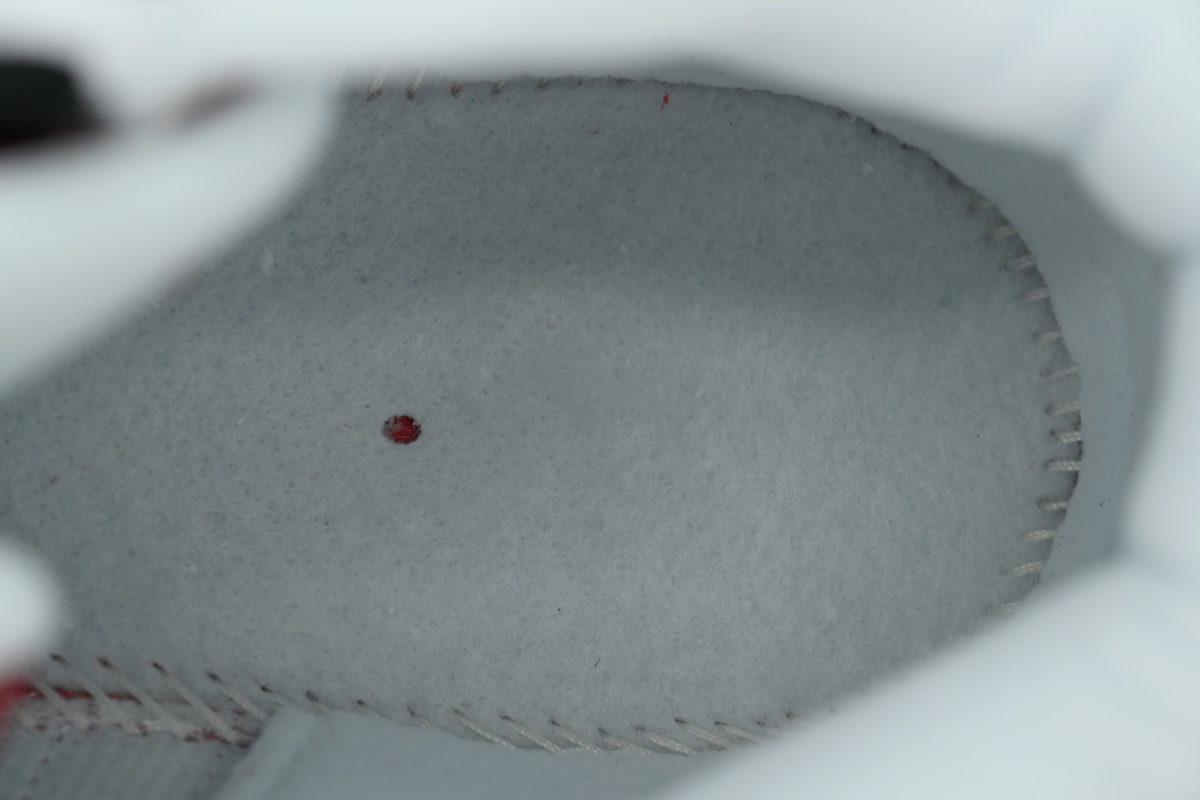 Nike Air More Uptempo Low 'Bull Red'  921948-600 