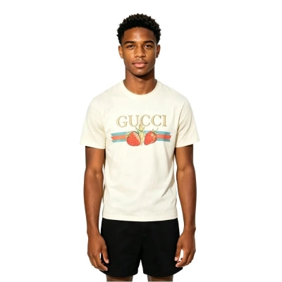 Gucci Strawberry T-shirt+Fear of God Essentials Shorts 01