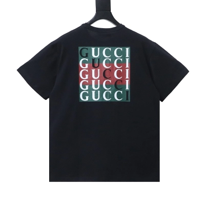 Gucci Interlocking G Logo Repeated Print T-Shirt 01