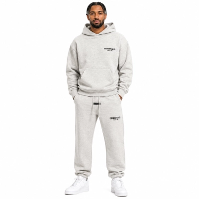 Fear of God Essentials Pullover Hoodie Light Heather Oatmeal+Fear of God Essentials Relaxed Sweatpants (SS22) Light Oatmeal 01