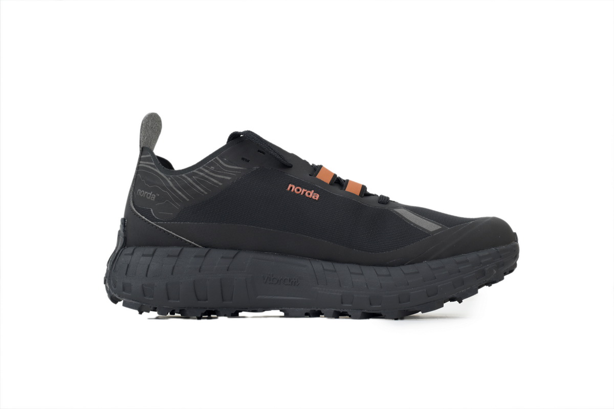 NER ZEGNA x norda All Black S5631Z