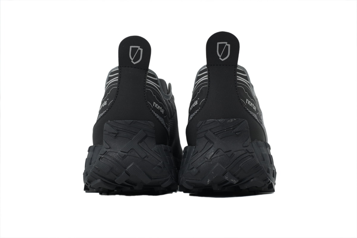 Norda 001 Trail Running Shoe Carbon Black