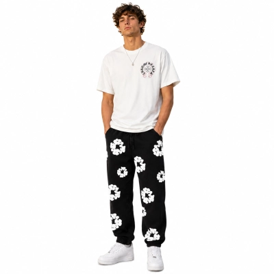 Chrome Hearts Horseshoe Straight Cross T-Shirt Black/White+Denim Tears The Cotton Wreath Sweatpants Black 01