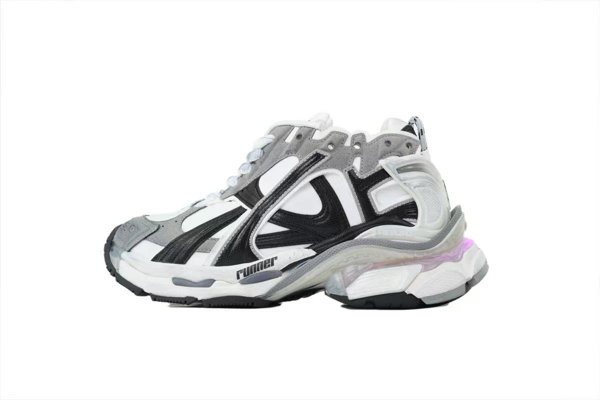 PK God Batch Balenciaga Runner Grey LED