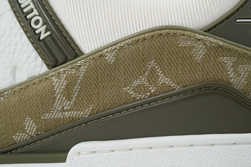 PK God Batch Louis Vuitton Sneakers Green (NFC)