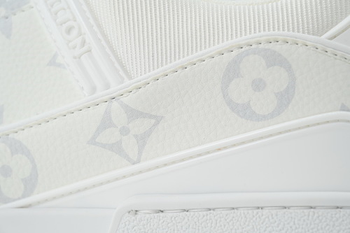 PK God Batch Louis Vuitton Sneakers White (NFC)