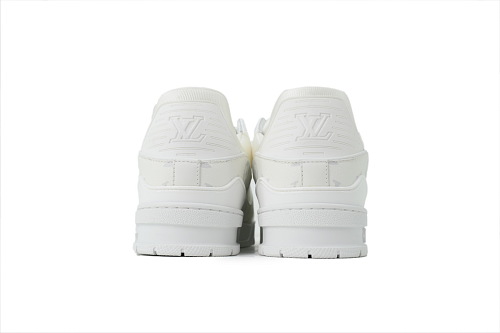 PK God Batch Louis Vuitton Sneakers White (NFC)