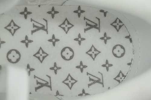 PK God Batch Louis Vuitton Sneakers Yellow (NFC)