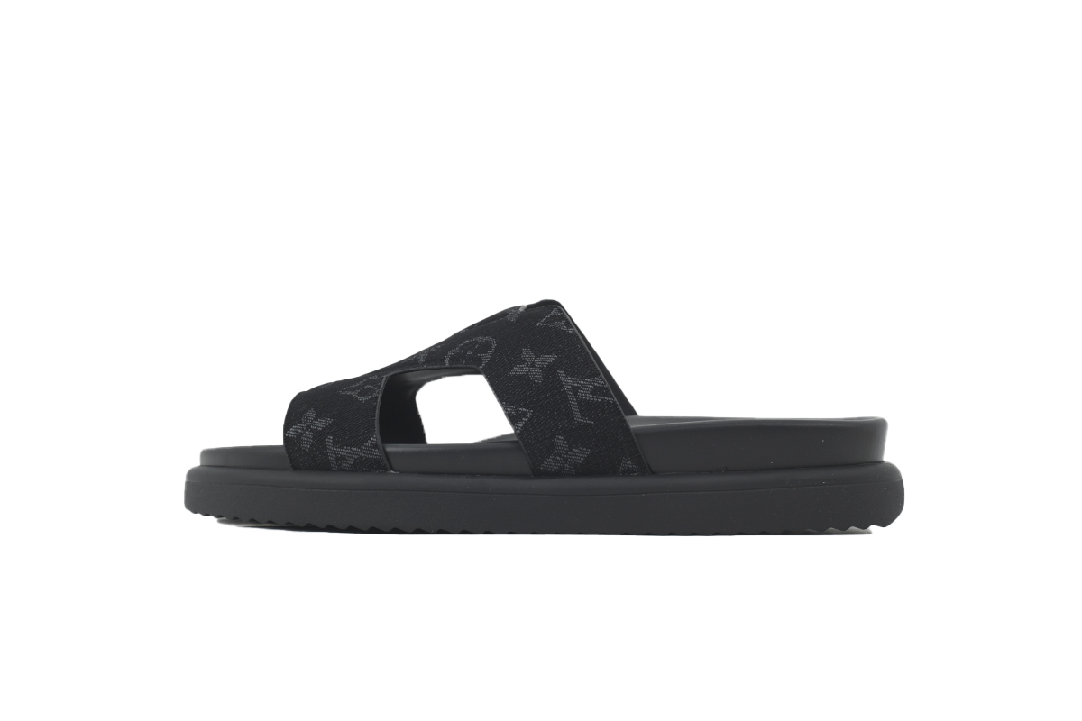PK God Batch PK God Batch LOUIS VUITTON Oasis Mule Shoes Black