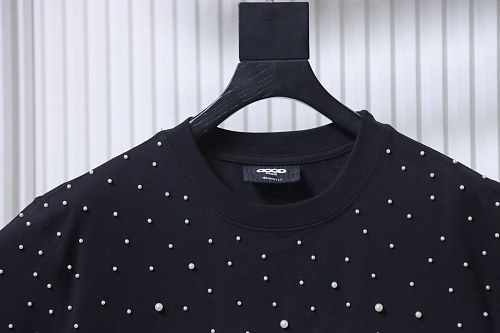 GOODBRAND Bionic Pearl Print Logo T-shirt