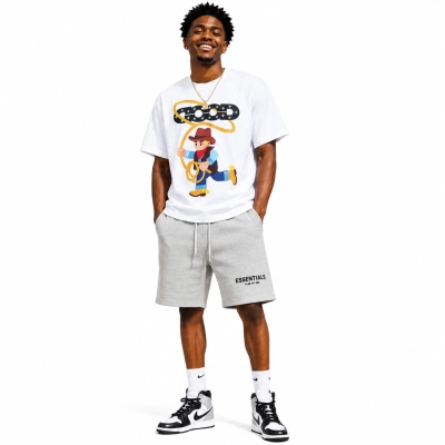 GOODBRAND T-Shirt White+Fear of God Essentials Sweatshort (SS22) Dark Oatmeal 01