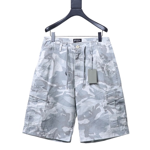 Balenciaga Camo Ripstop Cargo Shorts（Light Grey）