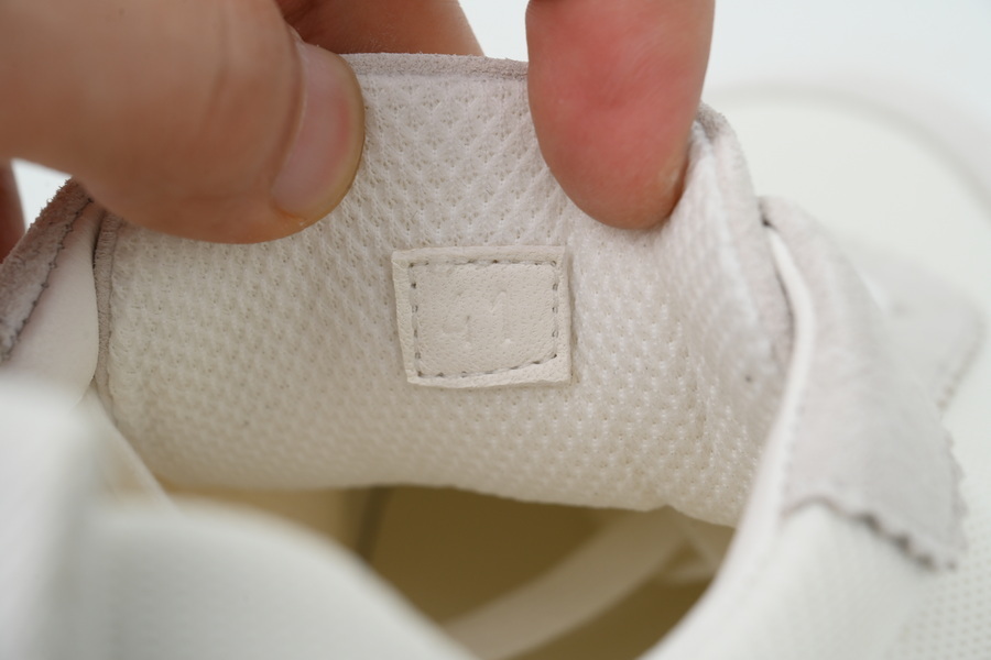  HERMES Bouncing White-Grey Label