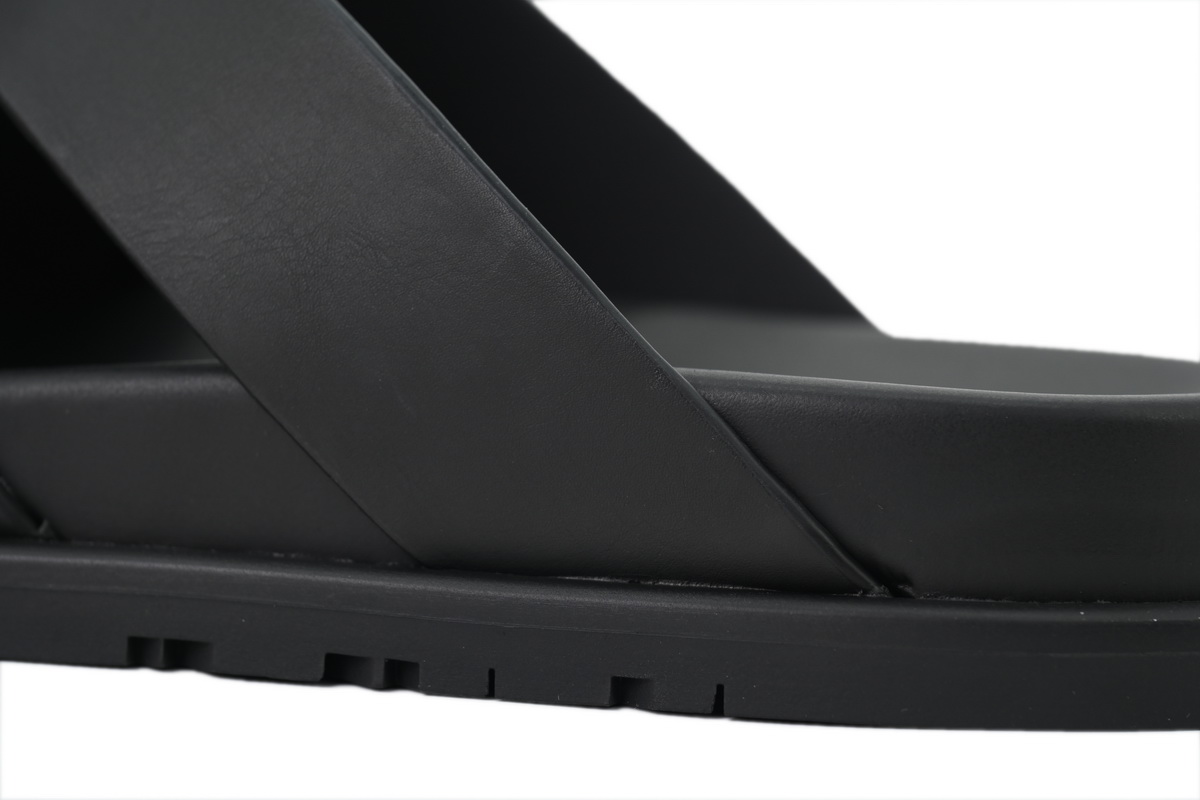 Hermes Kazimir Sandal 'Black'
