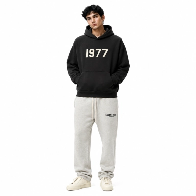 Fear of God Essentials Essentials 1977 Hoodie 'Iron'+Fear of God Essentials Relaxed Sweatpants (SS22) Light Oatmeal 01