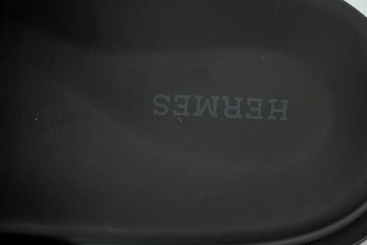 Hermes Jackson sandal 'Black'