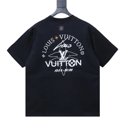 Louis Vuitton Printed Signature T-Shirt Black 01