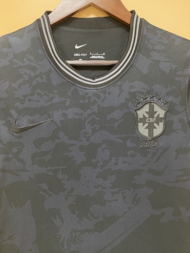 2022 Brazil all black