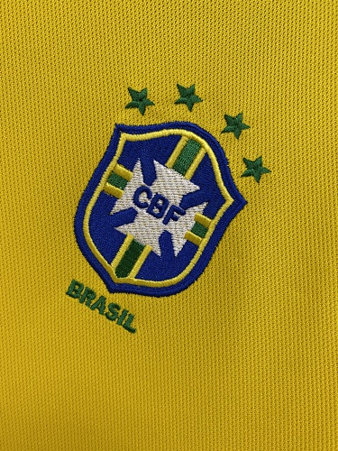 Retro Brazil 1998 home