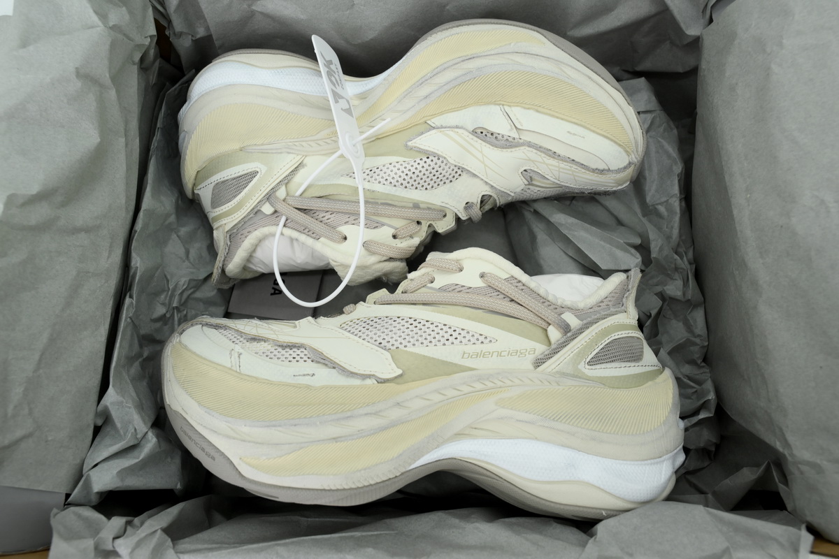 Balenciaga Eggshell Mix 872640 WMRTN 9191 