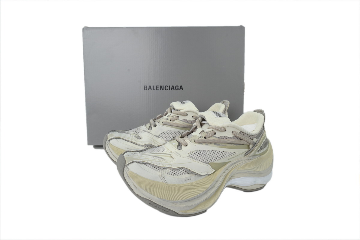 Balenciaga Eggshell Mix 872640 WMRTN 9191 