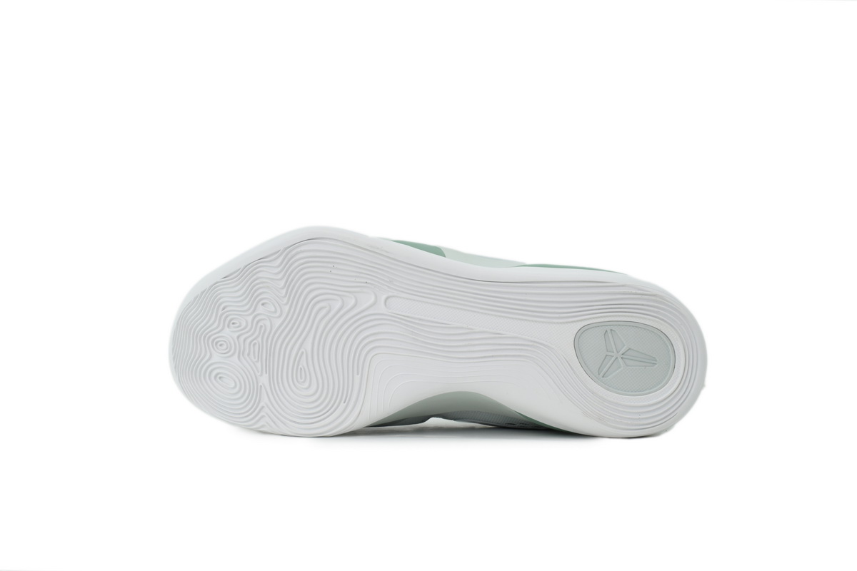 Nike Kobe 9 Low EM Protro 'Light Silver' IH1401-003