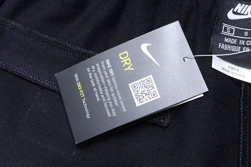 Nike Life Men's Midweight Shorts Black