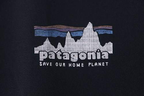Patagonia Men's Long‑Sleeved Capilene Cool Daily Graphic Shirt Black