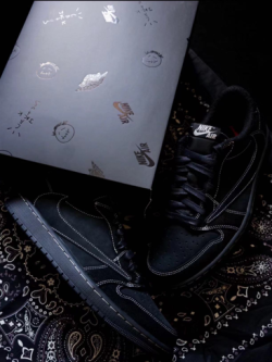 PK God Batch Air Jordan 1 Retro Low OG SP Travis Scott Black Phantom DM7866-001 review L***s 01