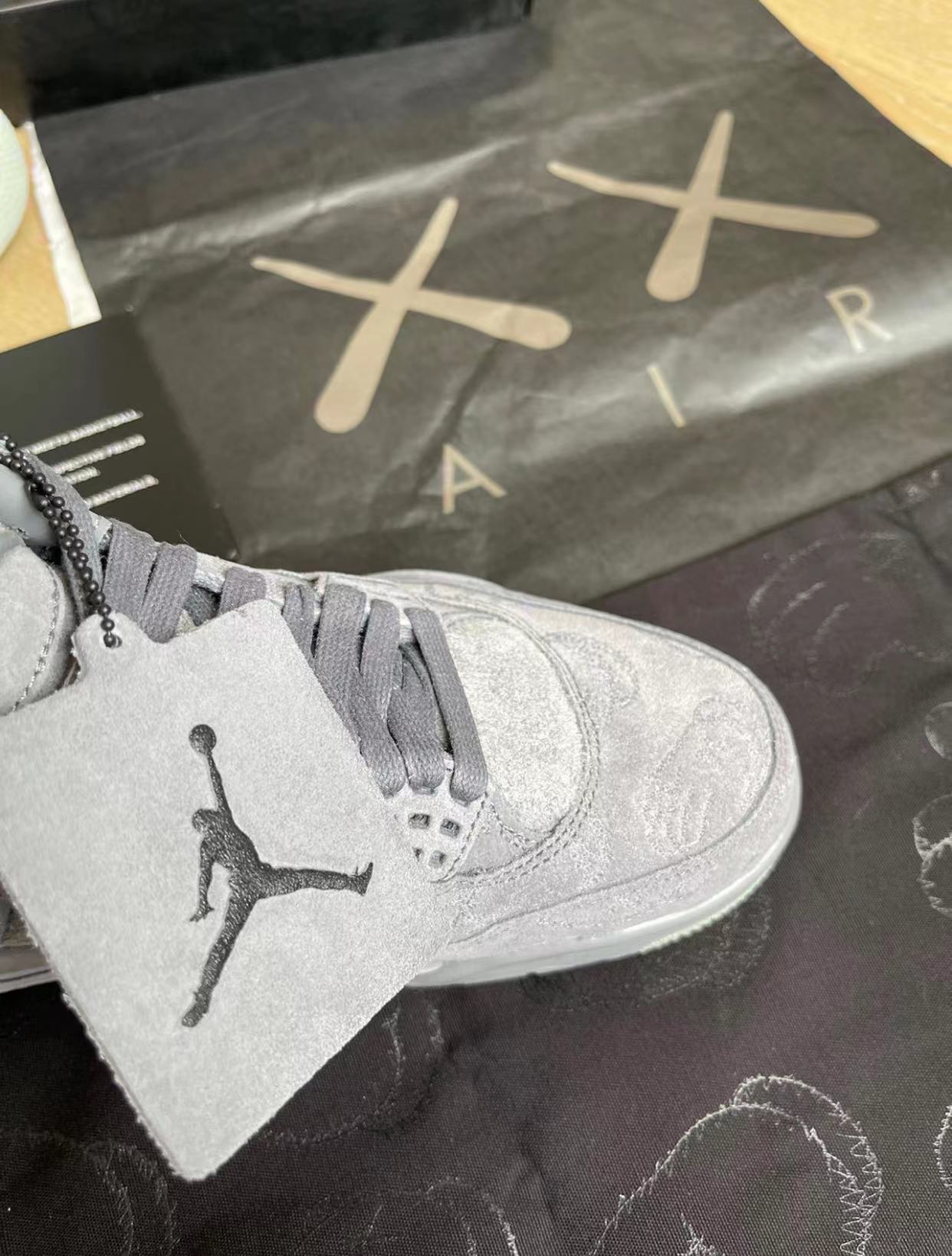 PK God Batch Air Jordan 4 Retro Kaws 930155-003 review L*** 02