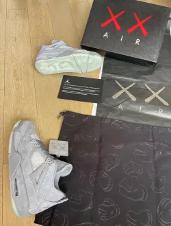 PK God Batch Air Jordan 4 Retro Kaws 930155-003 review L*** 04