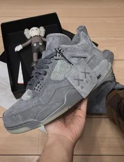 PK God Batch Air Jordan 4 Retro Kaws 930155-003 review K*** 01