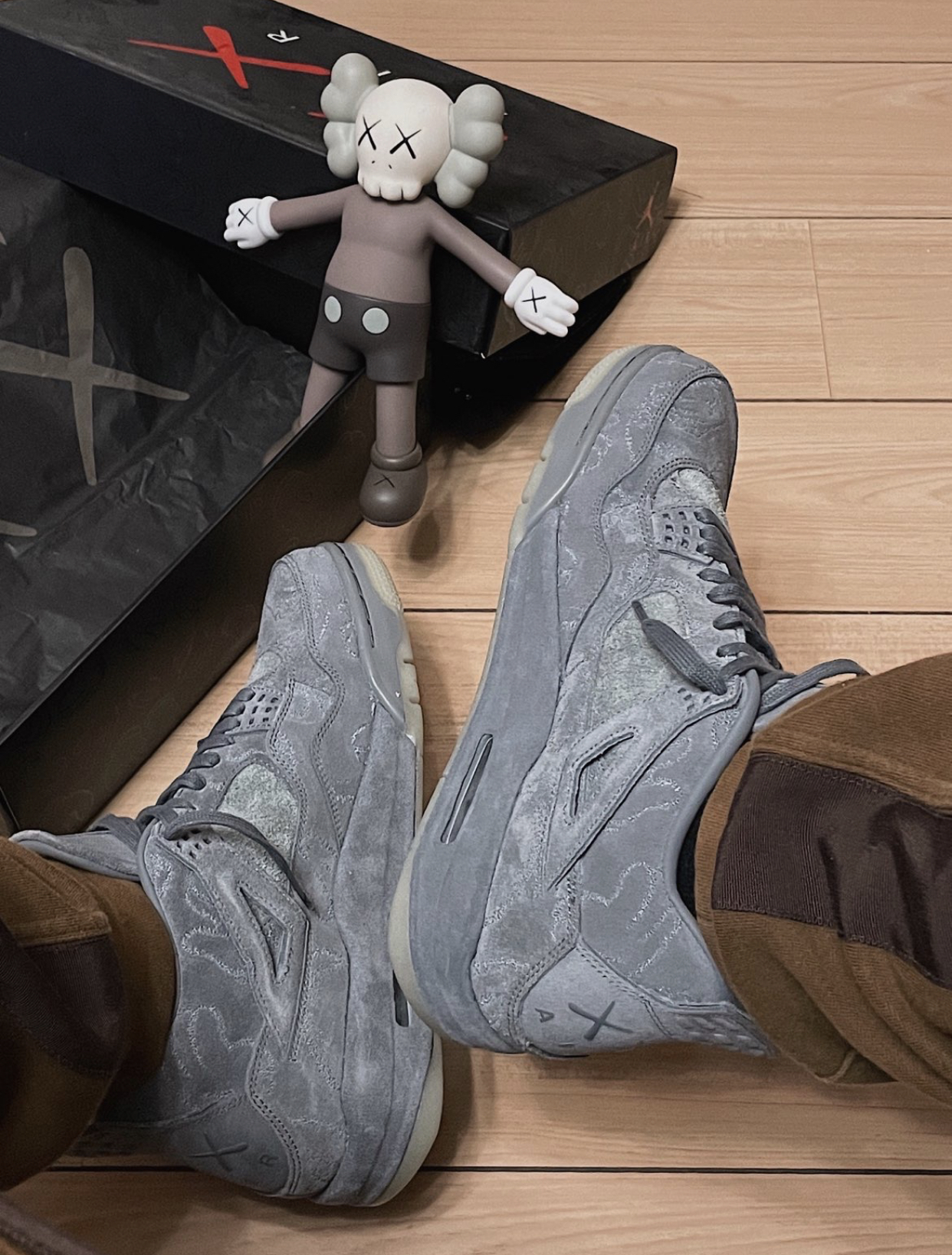 PK God Batch Air Jordan 4 Retro Kaws 930155-003 review K*** 03