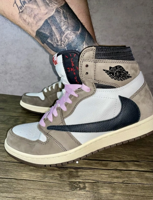 PK God Batch Air Jordan 1 Retro High Travis Scott CD4487-100 review 