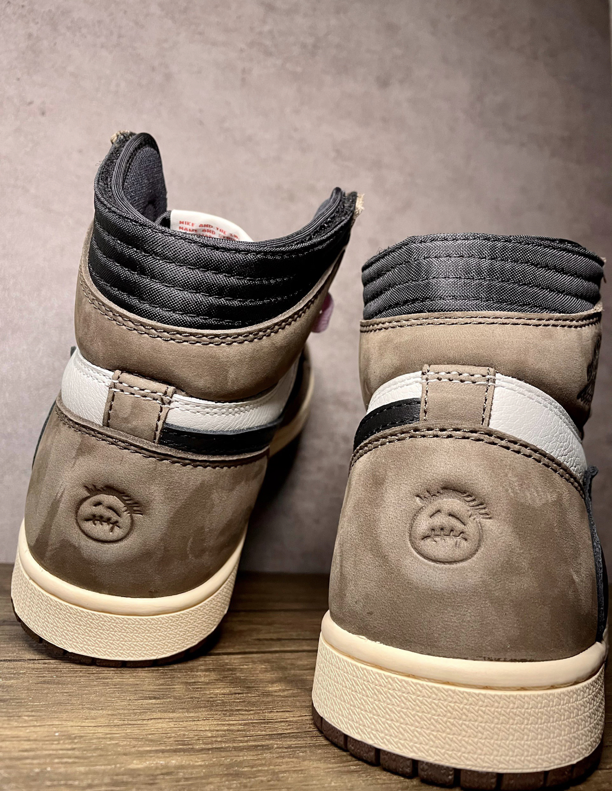 PK God Batch Air Jordan 1 Retro High Travis Scott CD4487-100 review R*** 02