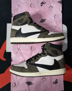 PK God Batch Air Jordan 1 Retro High Travis Scott CD4487-100 review R***