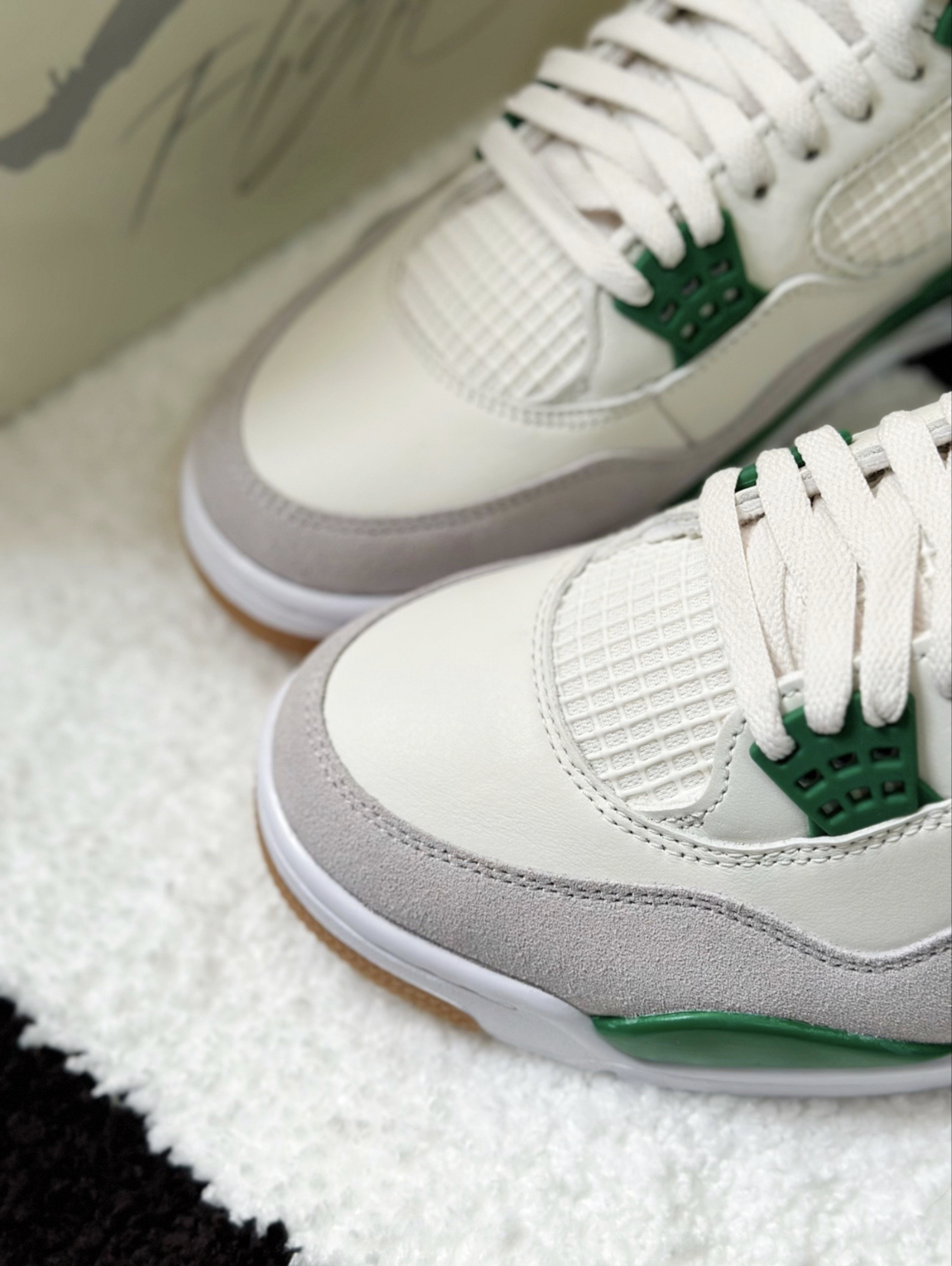 PK God Batch Air Jordan 4 SB Pine Green DR5415-103 review R*** 02